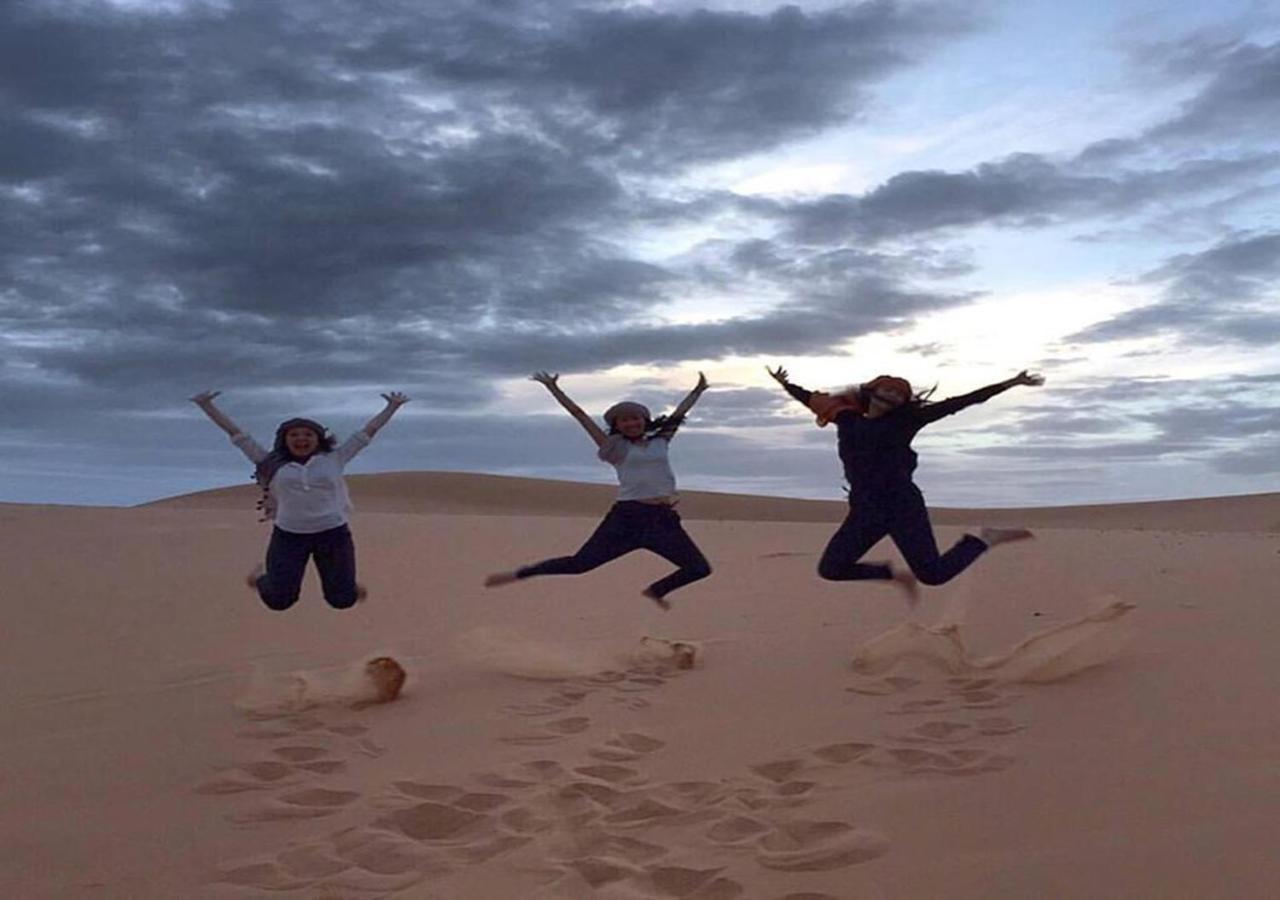 Отель Sahara Relax Camps Загора Экстерьер фото
